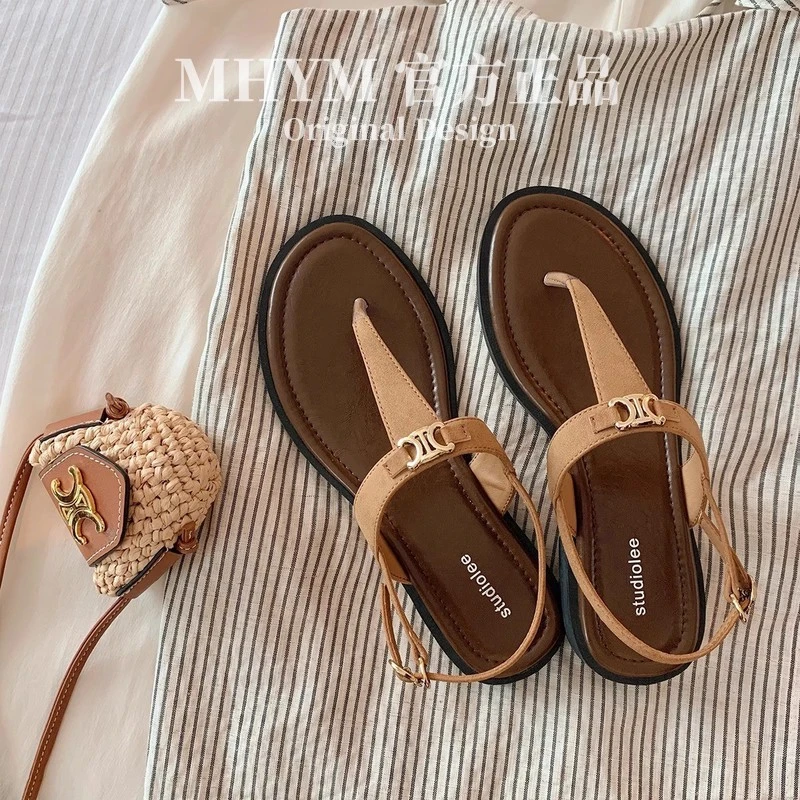 轻奢风~法式罗马复古T字带度假风金属扣夹脚平底凉鞋女款夏新款