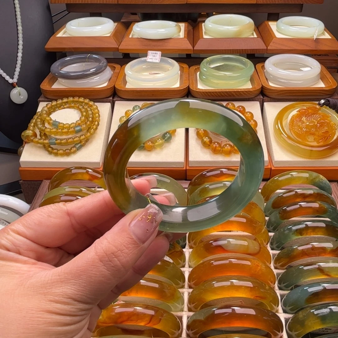 蛇纹石玉未镶嵌57-58