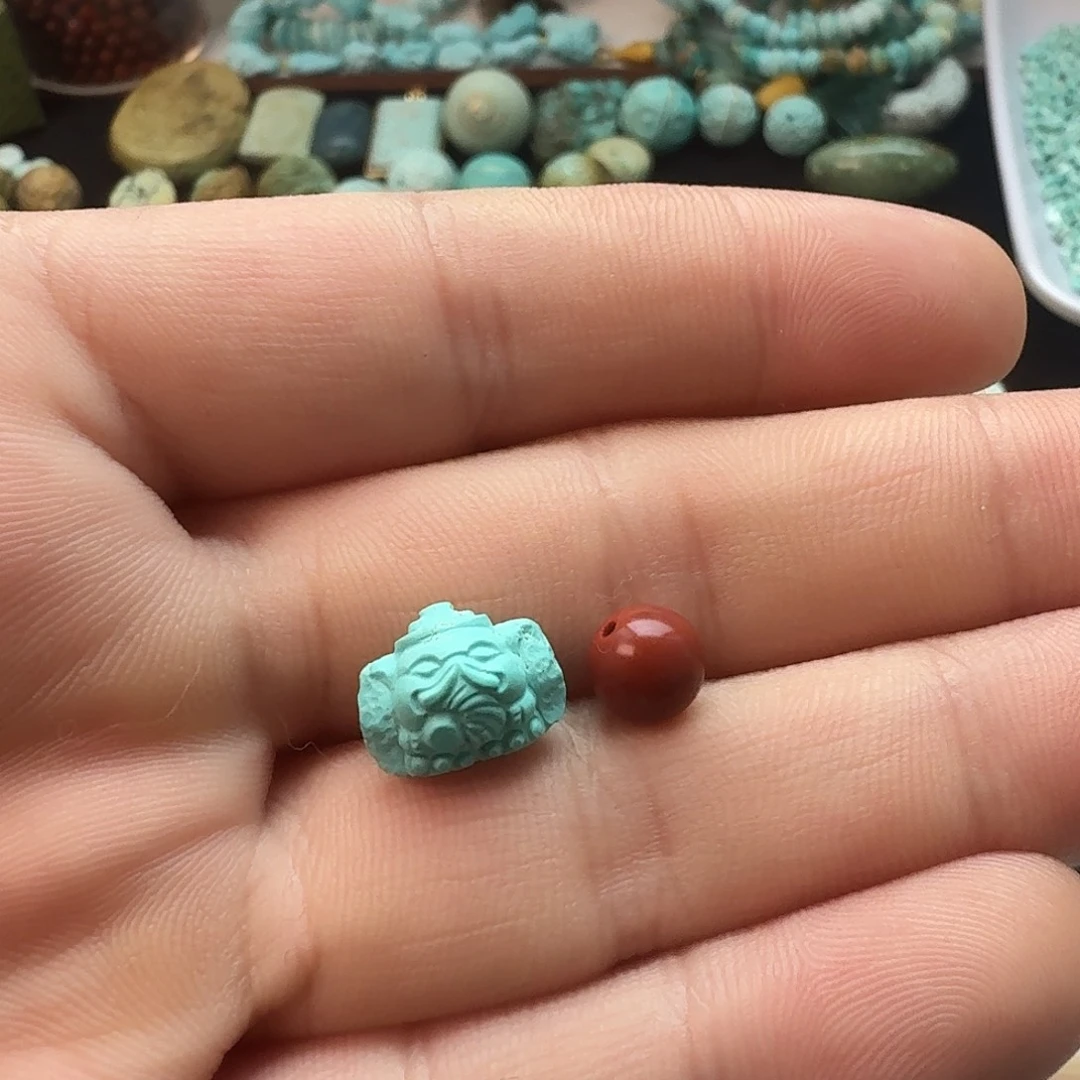 南红玛瑙未镶嵌珠宝奇石