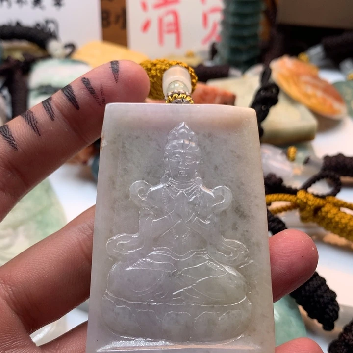 翡翠未镶嵌颈饰保真天然a货翡翠