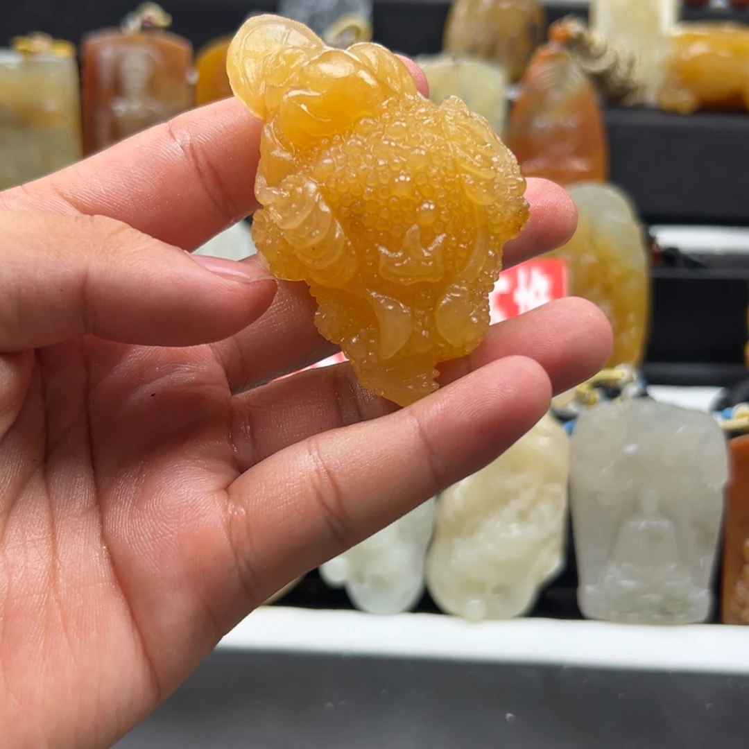 石英质玉（黄龙玉）未镶嵌多样性发货，发其一
