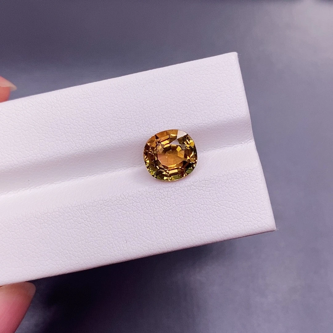 未镶嵌裸石碧玺2.94克拉