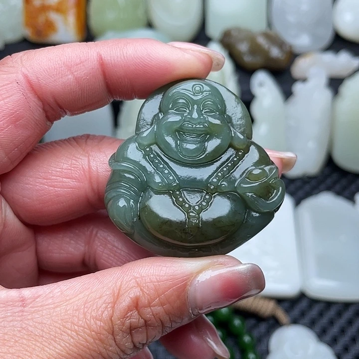 和田玉颈饰未镶嵌烧****词