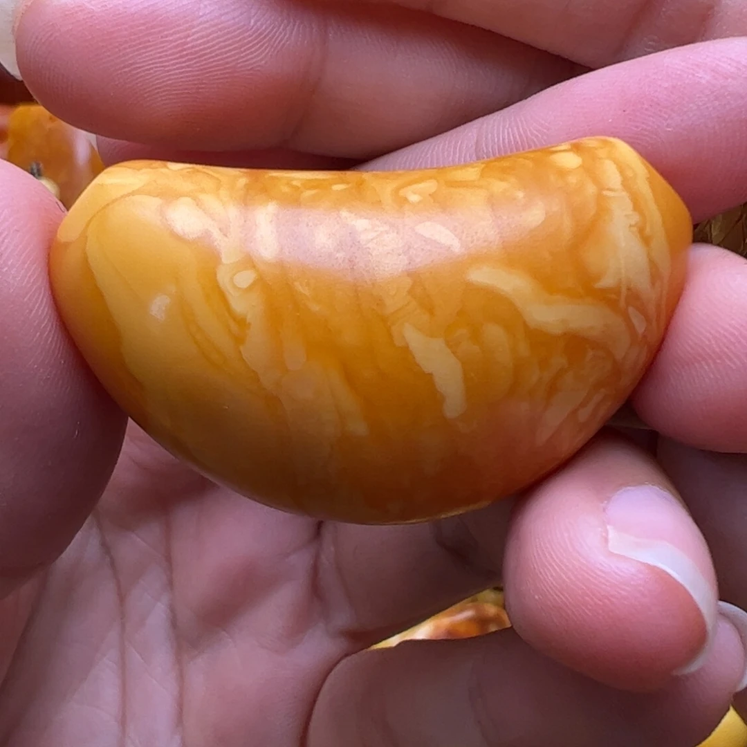 裸石蜜蜡未镶嵌腰子