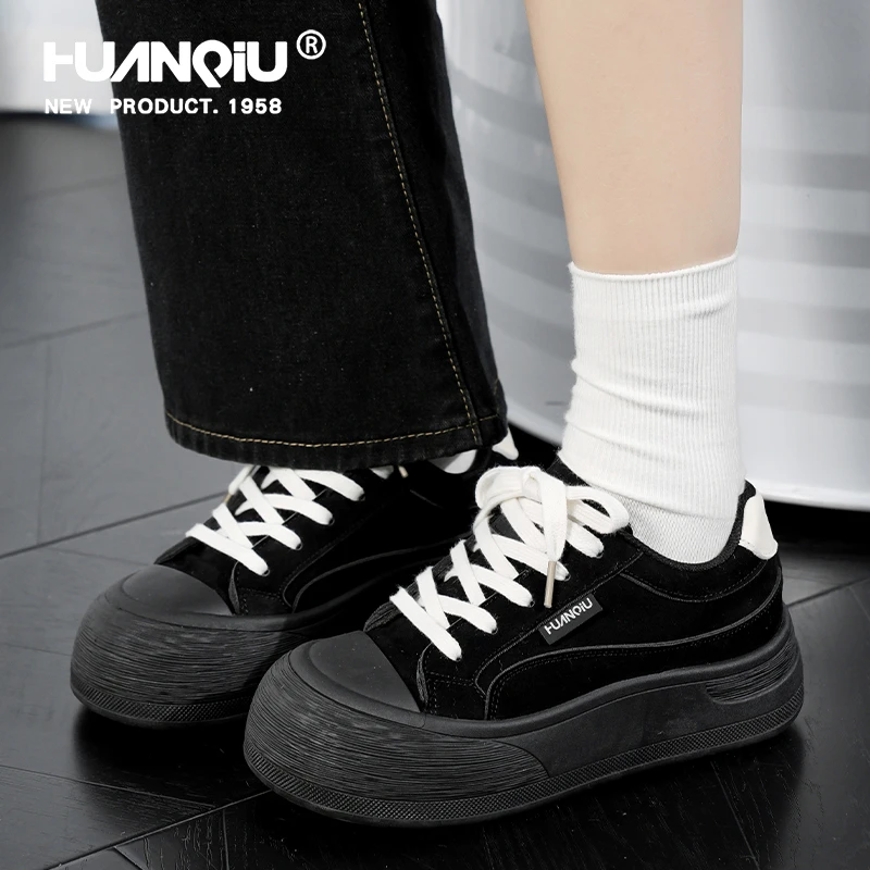 环球黑色德训鞋女款爆款2025新款冬冬厚底休闲板鞋时尚百搭女鞋