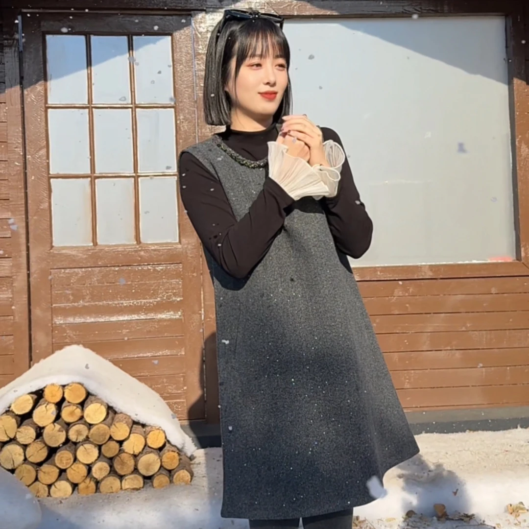 【秋秋家两件套】秋冬小香风无袖A字连衣裙加打底衫20251210显瘦