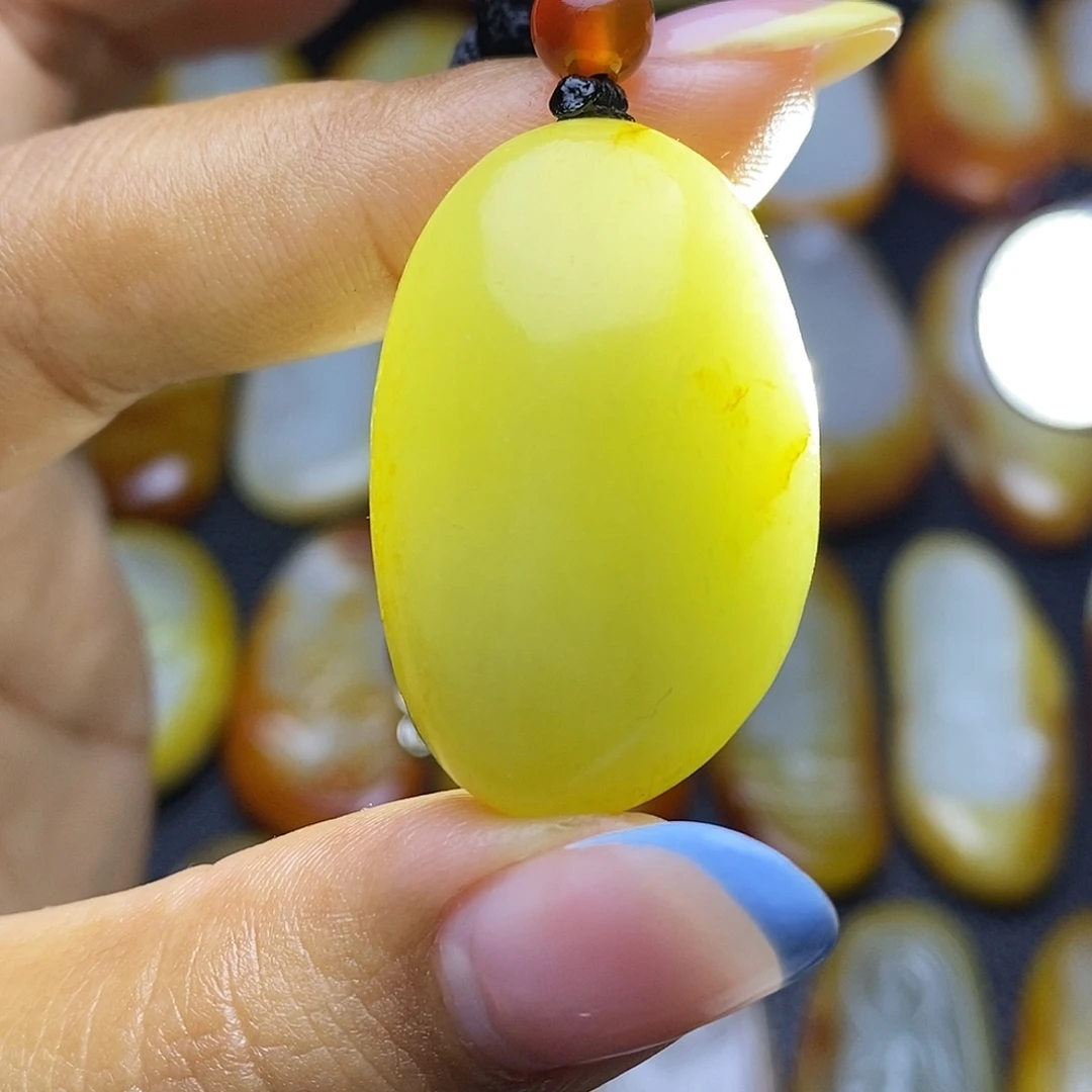 和田玉（糖玉）未镶嵌颈饰