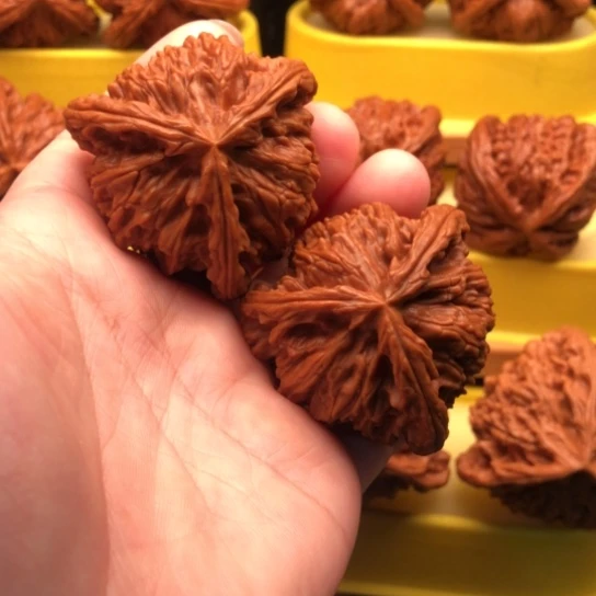 文玩核桃吊坠核桃