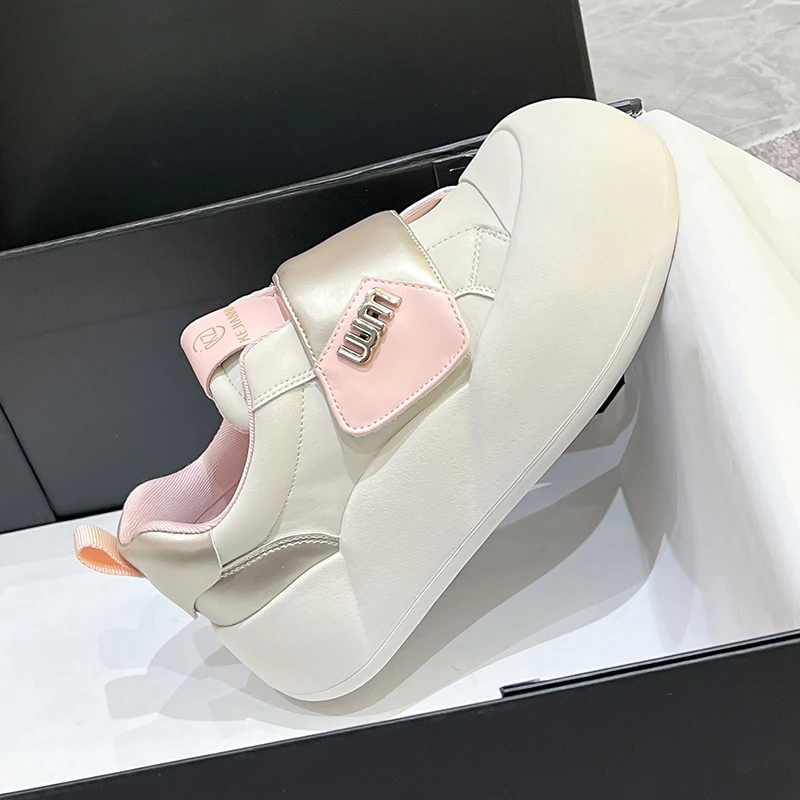 魔术贴小白鞋女2025春季新款厚底松糕时尚休闲板鞋网红丑萌面包鞋