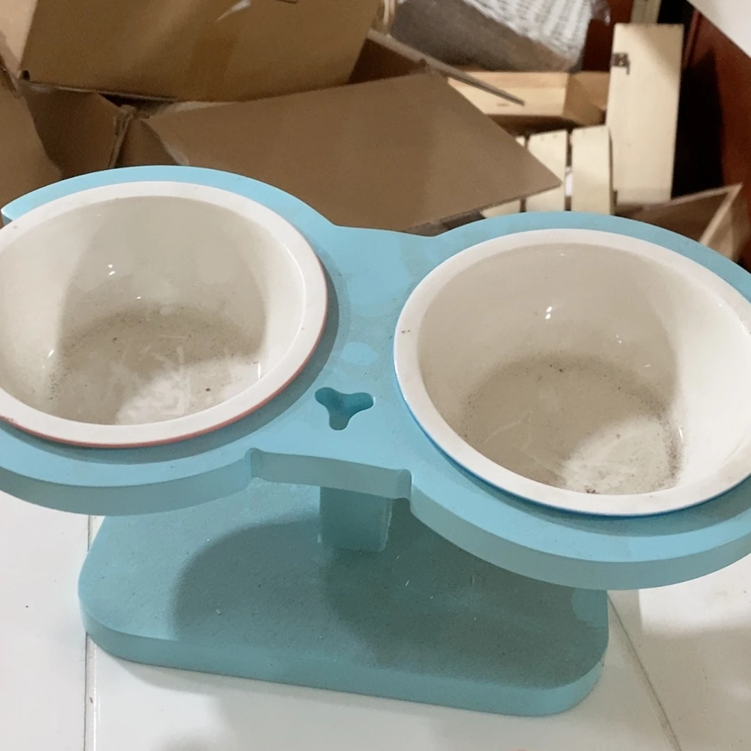 【闪购商品】翻盖塑料这是编号010