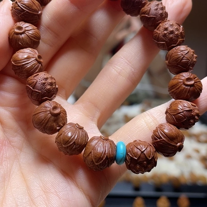 吊坠橄榄核龙纹桃核  莲蓬