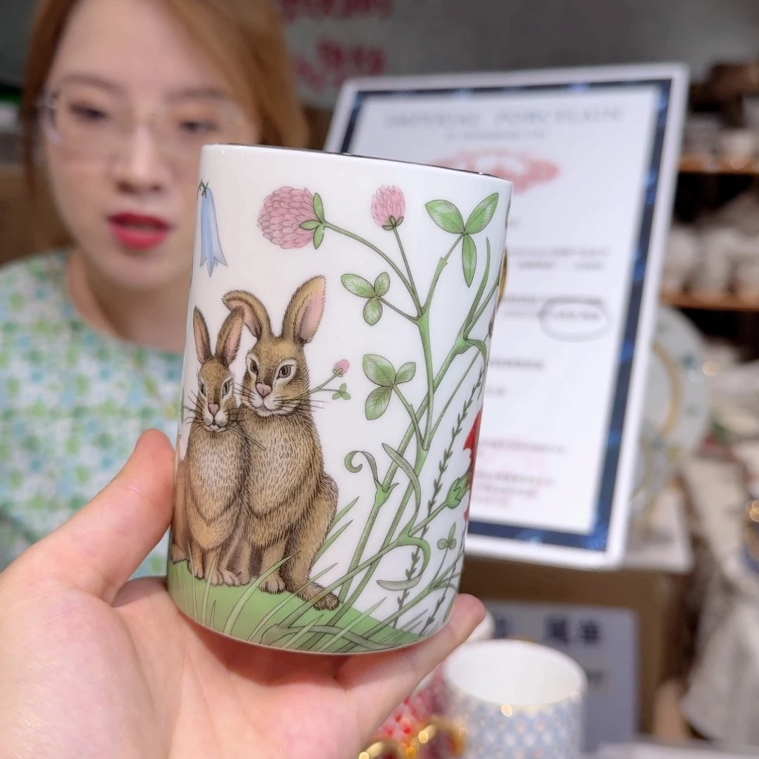 骨瓷鹅黄原单马克杯一个400ml