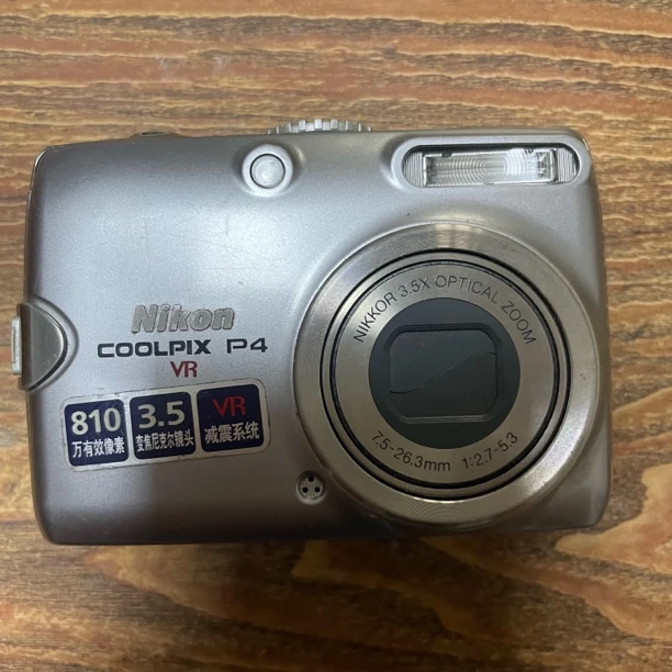 95新 Nikon/尼康 尼康P4 功能正常质保15天配件齐全拆封NO退