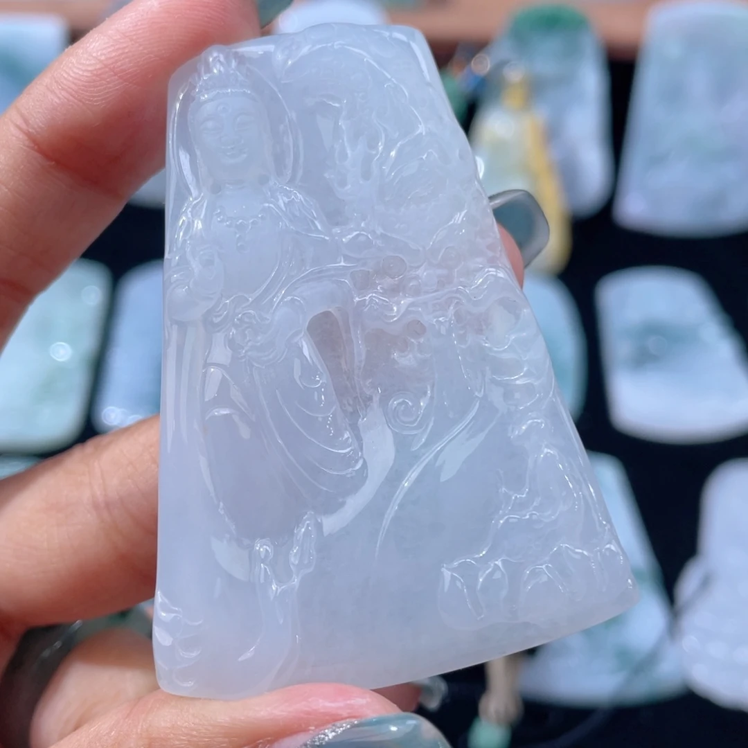 叫***好颈饰未镶嵌翡翠观音