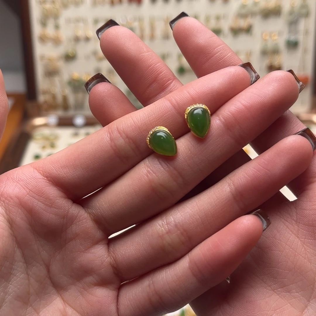 和田玉银S925镀金镶嵌耳坠