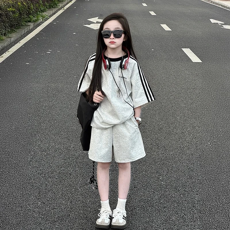女童夏套装2025新款儿童女孩大童洋气时髦夏装短袖休闲运动两件套