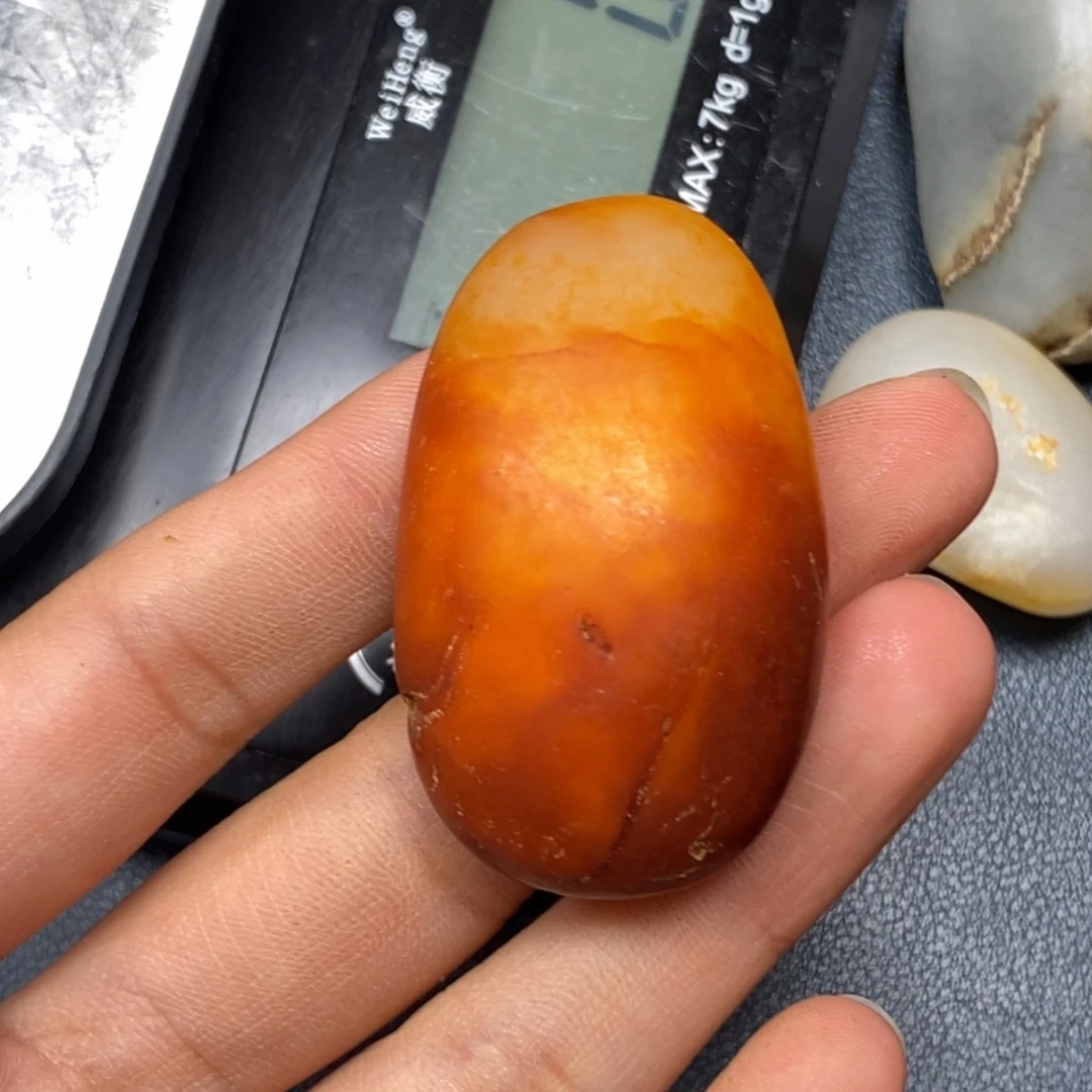 和田玉（糖玉）未镶嵌挂件