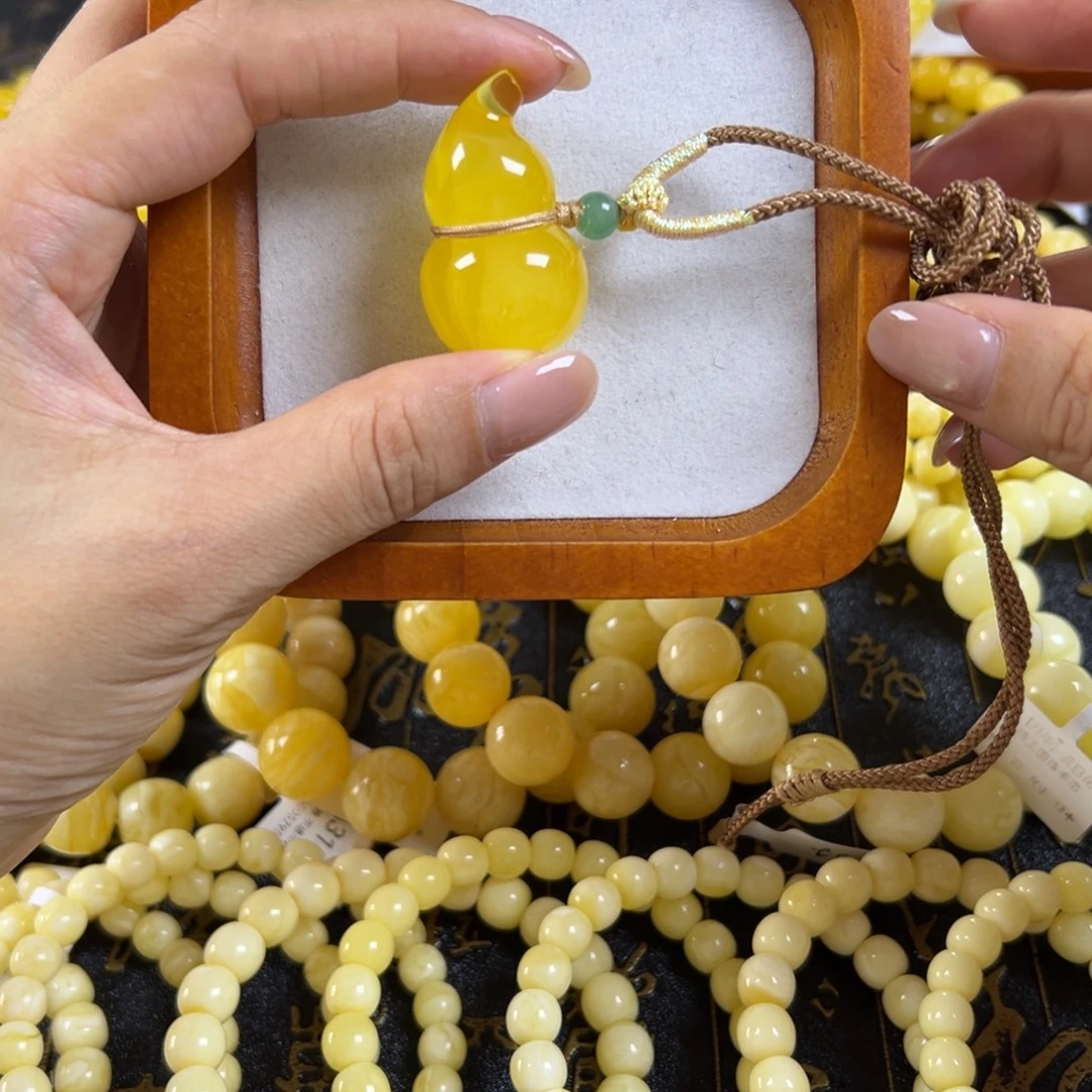 琥珀未镶嵌手链小葫芦