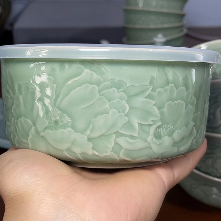 瓷微瑕大号保鲜盒一只