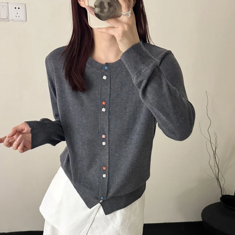 开衫毛衣女新款大码秋装显瘦正肩时尚彩色纽扣针织衫外套圆领上衣