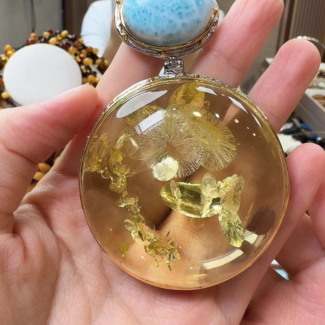 琥珀未镶嵌颈饰吊坠