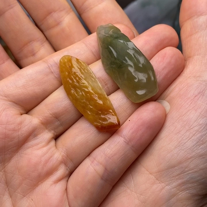 *****翡翠未镶嵌颈饰天然