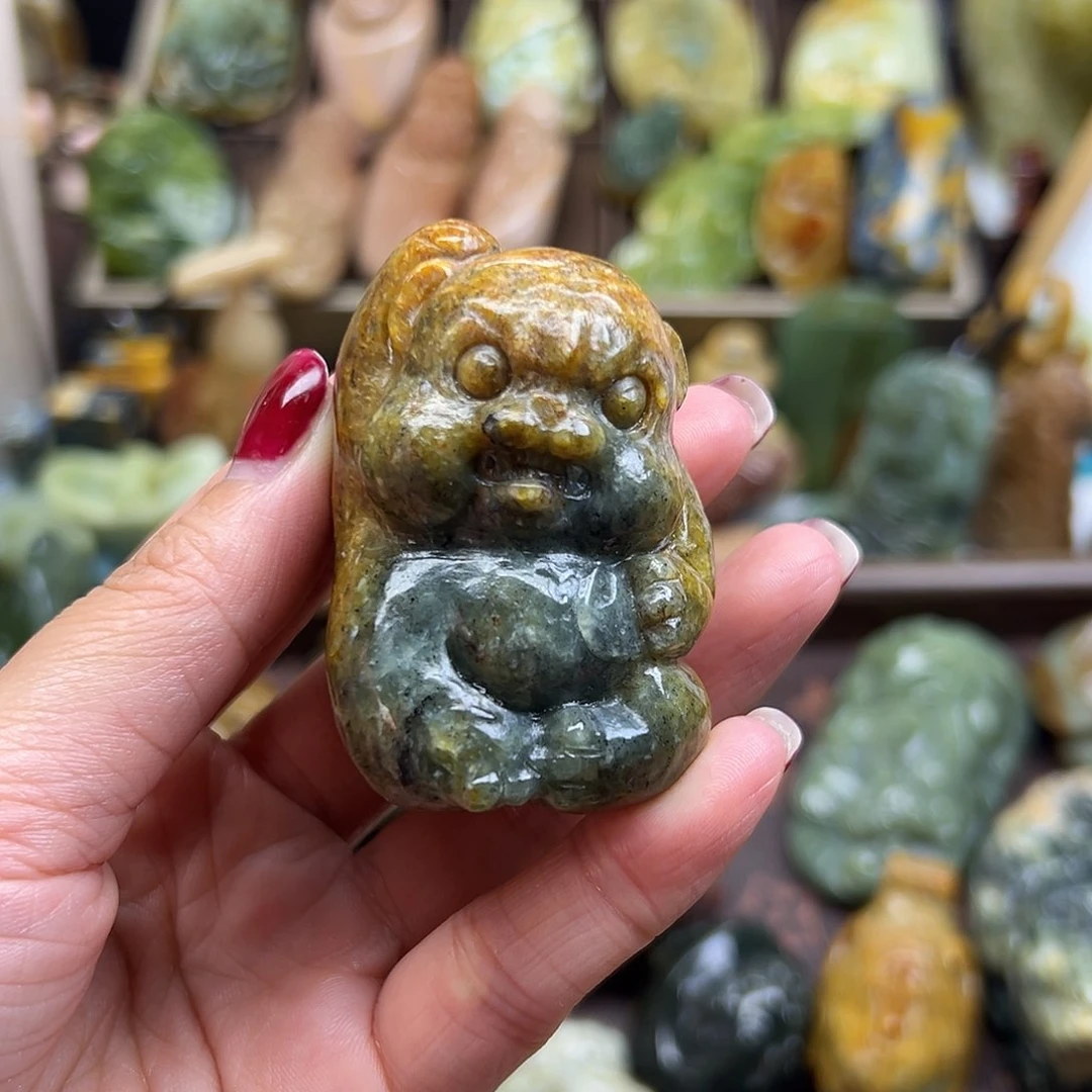 岫岩河磨玉（透闪石质玉）未镶嵌颈饰河磨玉富贵猴