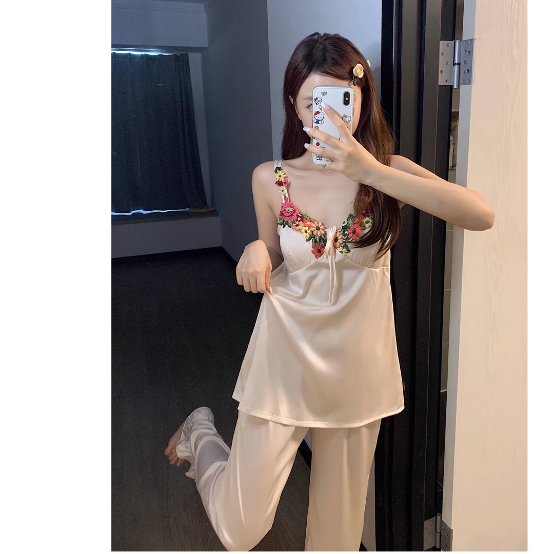 霍文萨列性感冰丝缎面吊带睡衣女款夏季2025新款花边V领