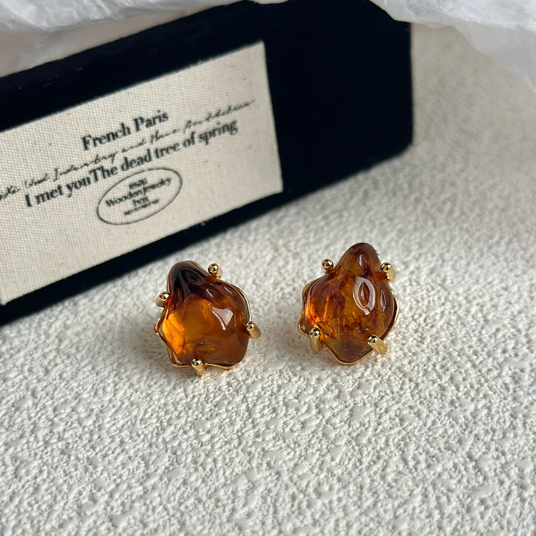 铜合金树脂耳饰 美拉德复古几何气质秋冬耳环女