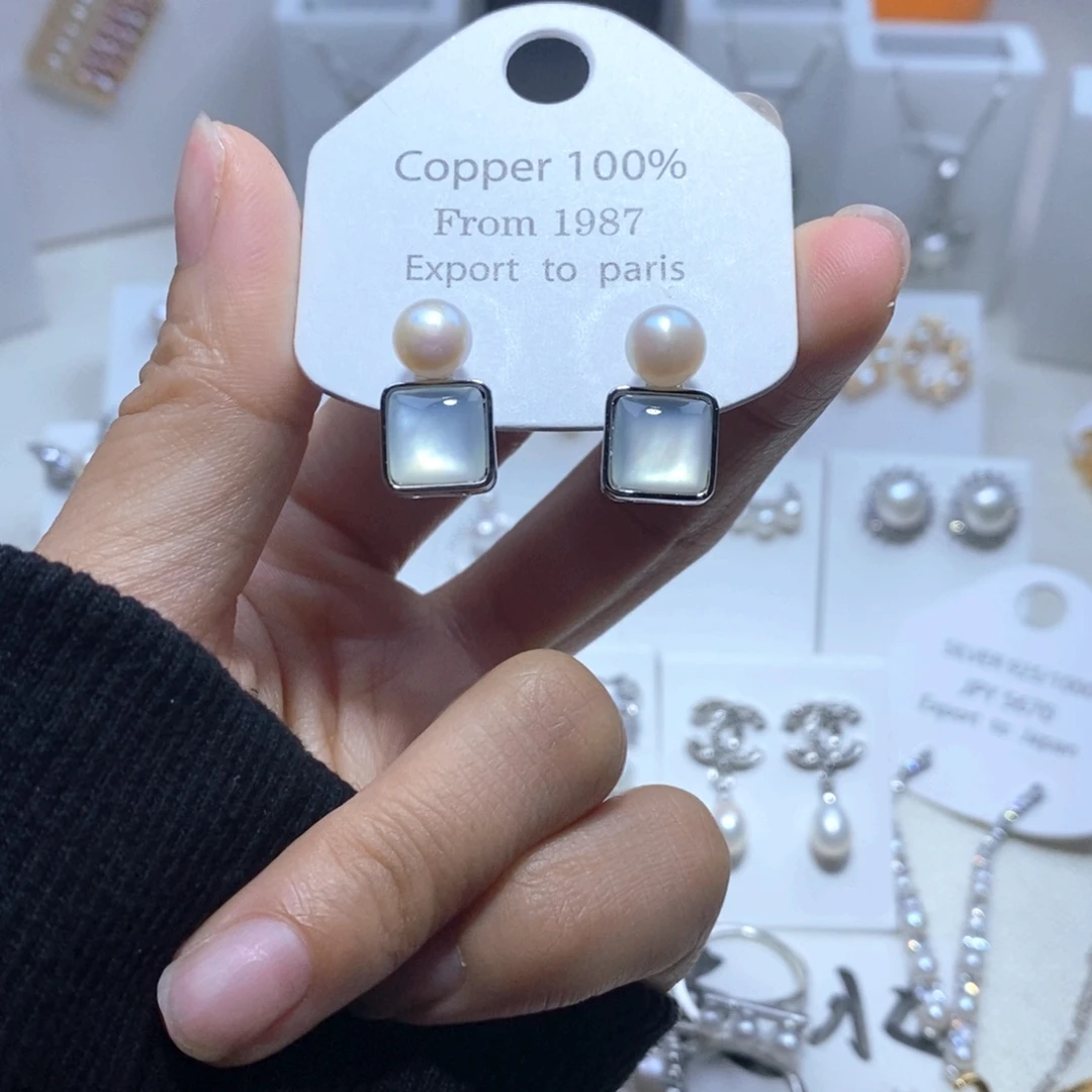 淡水珍珠耳饰未镶嵌