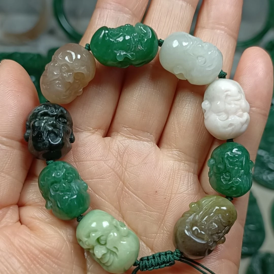 独山玉未镶嵌十八罗汉