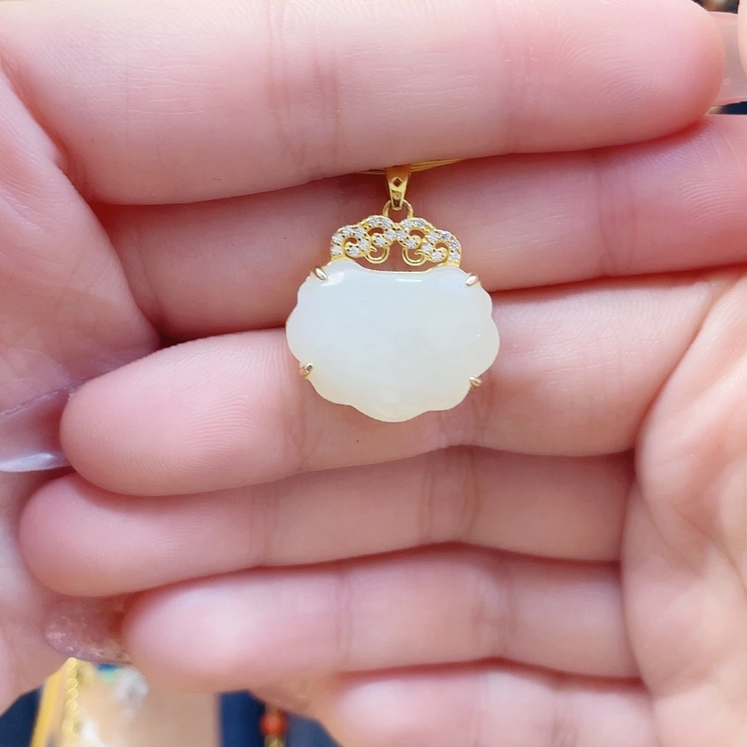 和田玉银S925镀金镶嵌颈饰