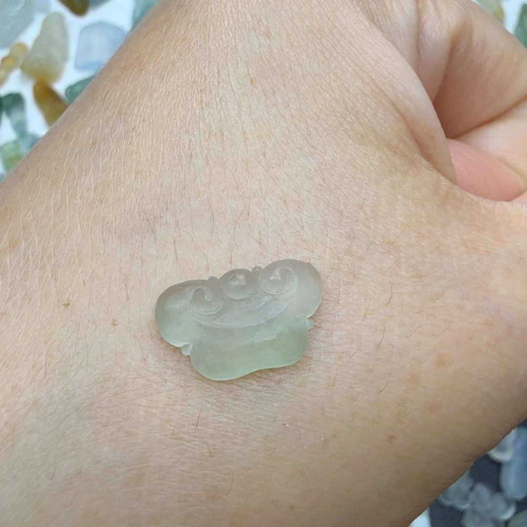 定制翡翠未镶嵌如意锁