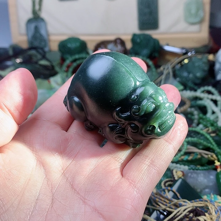 未镶嵌和田玉挂件晨*