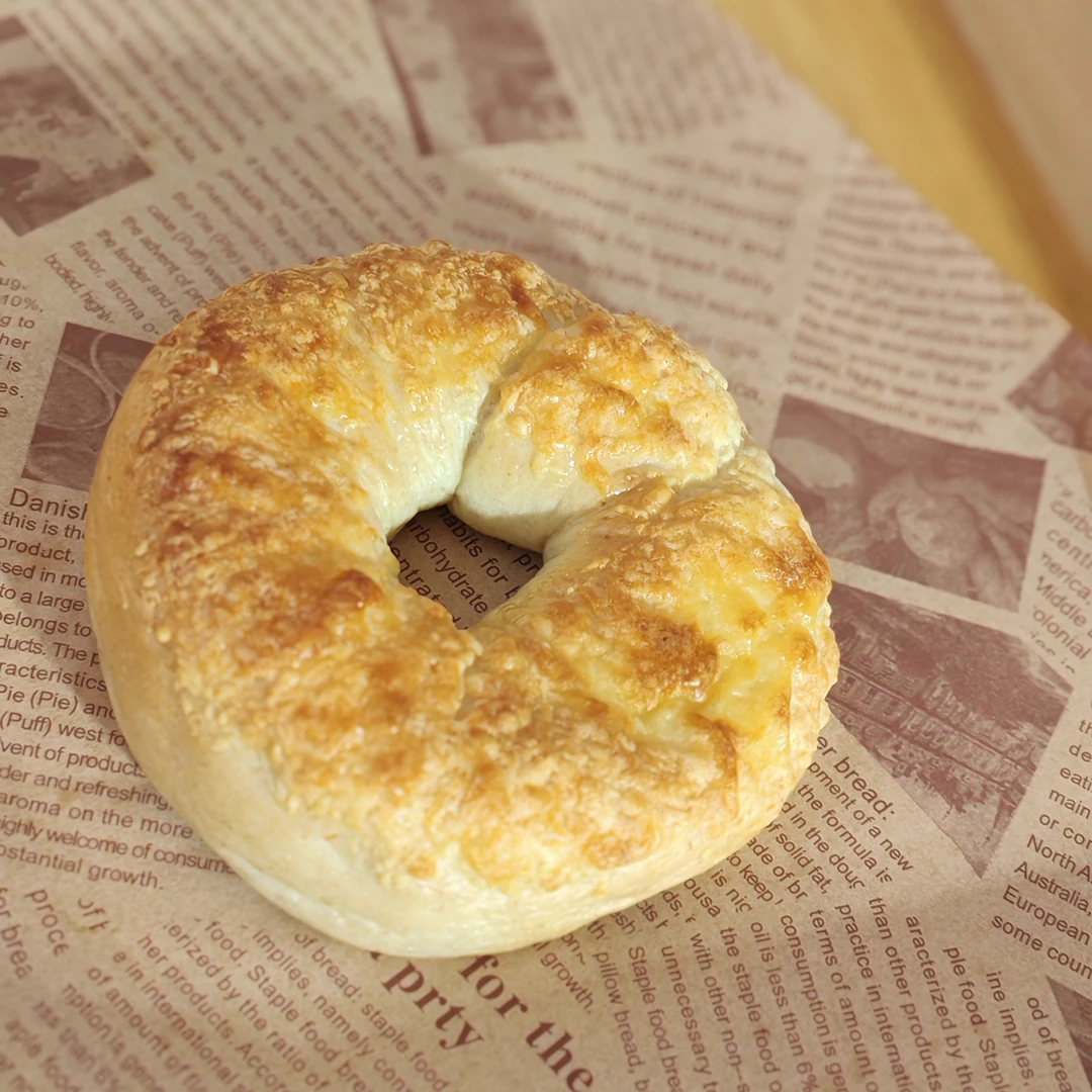 全麦鸡胸肉贝果…