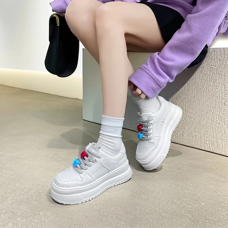 春季新款百搭增高厚底显腿长拼色板鞋小白鞋5203店