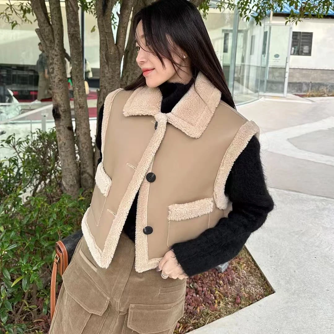 AW241556  超软小个子可爱羔羔一体马甲