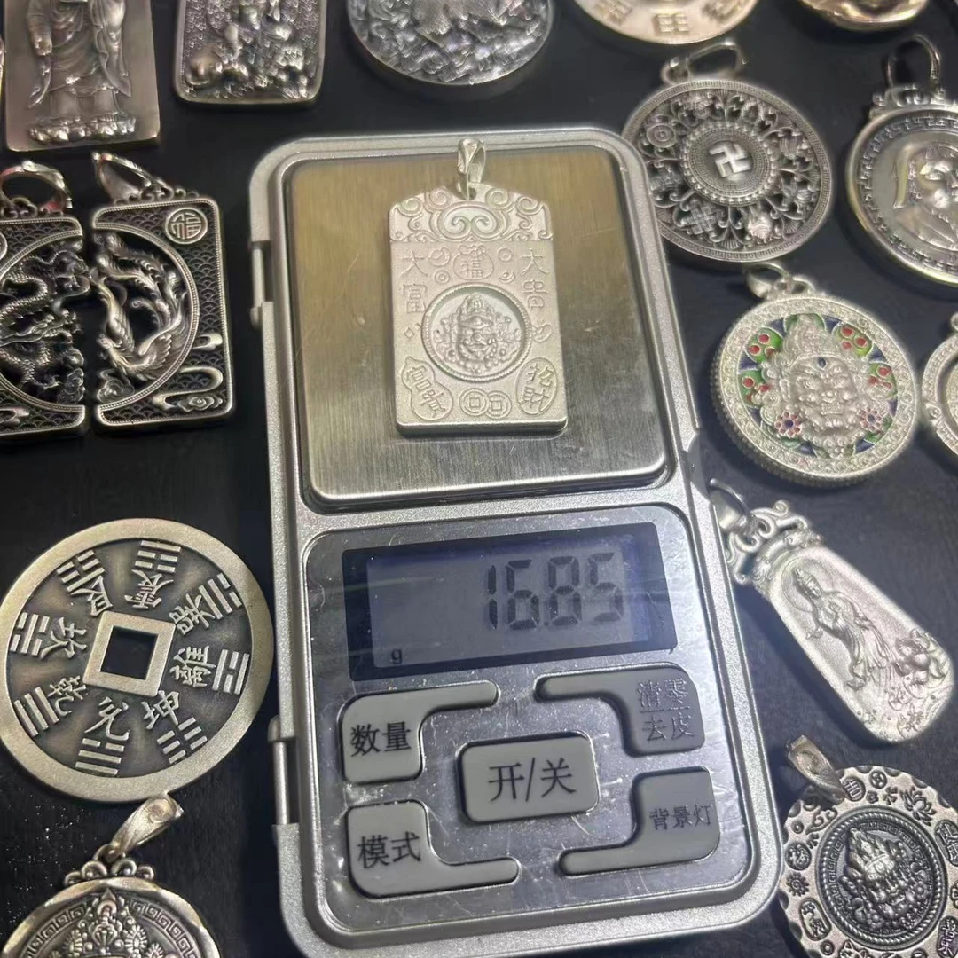 吊坠足银 无事牌黄财神纯银吊坠999足银银色原装