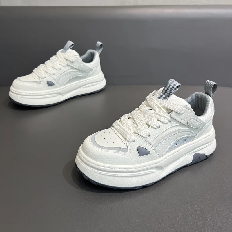 小白鞋厚底青年韩版简约轻便男士休闲鞋轻奢网红时尚潮男鞋TT7153