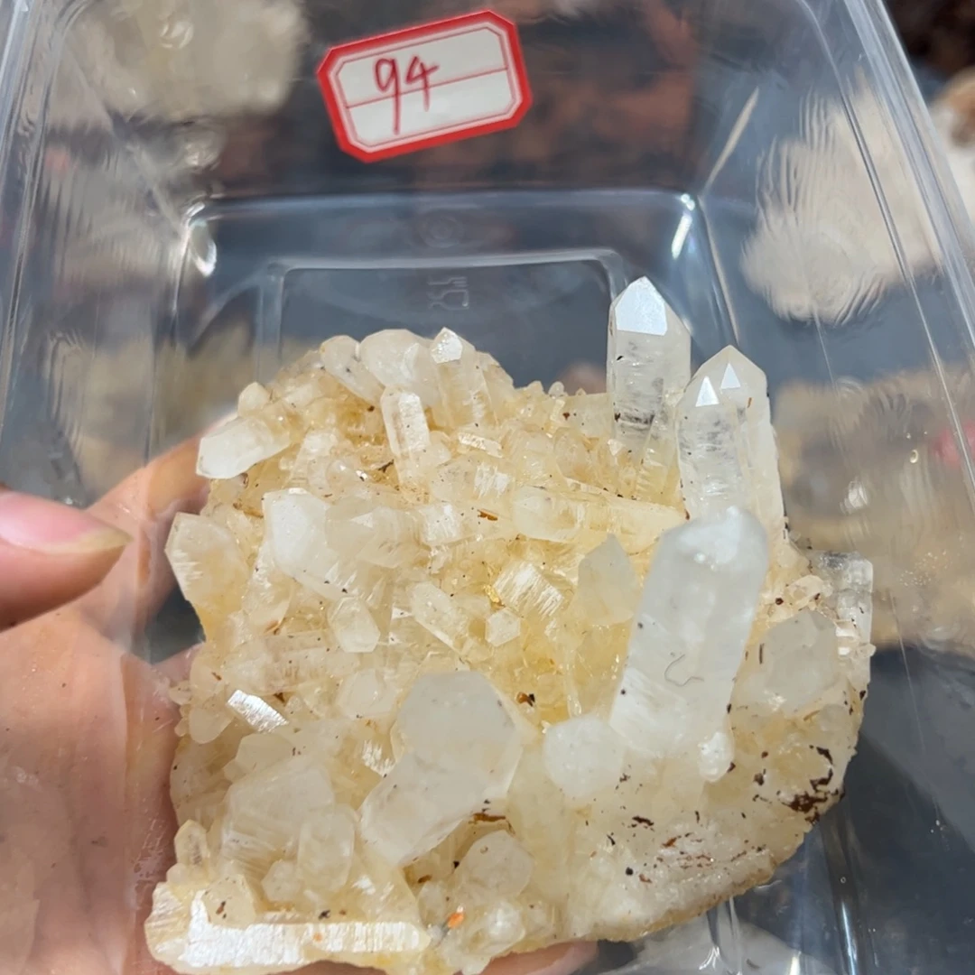 美***始未镶嵌水晶珠宝半成品