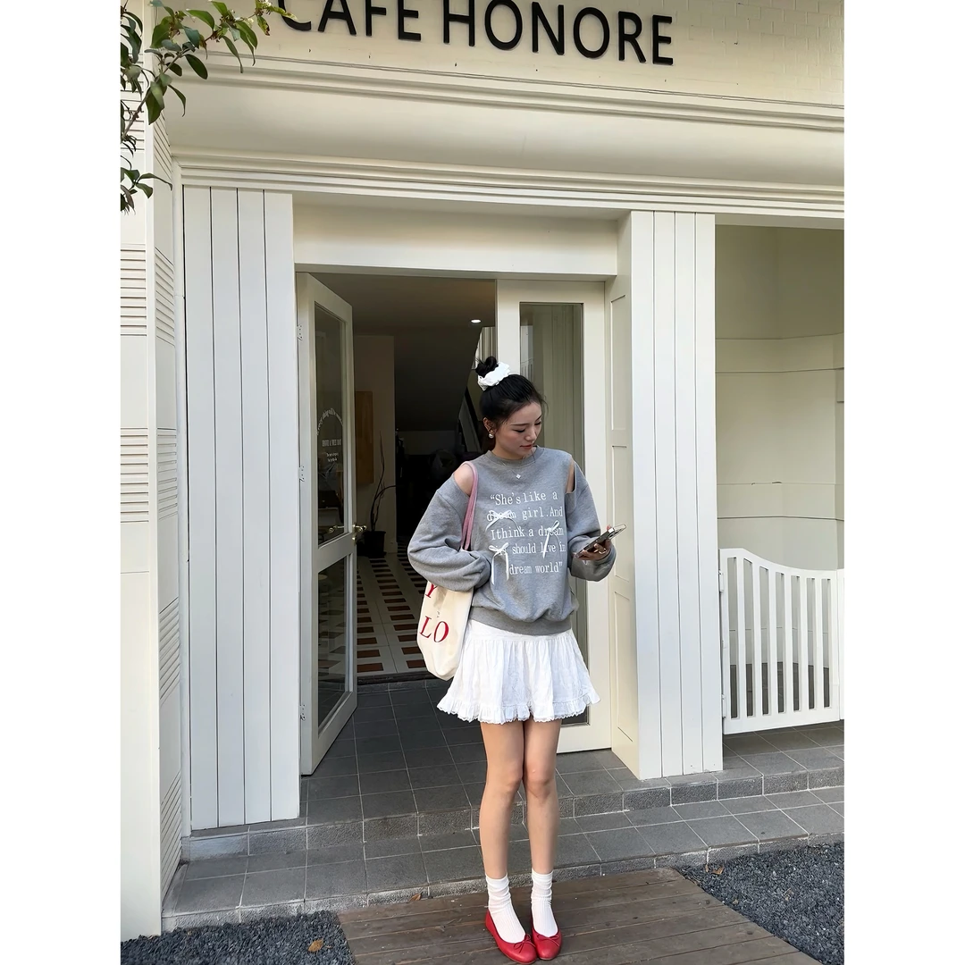 48H【鬼马少女】加长休闲字母纯印花卫衣立体蝴蝶结镂空上衣SP023