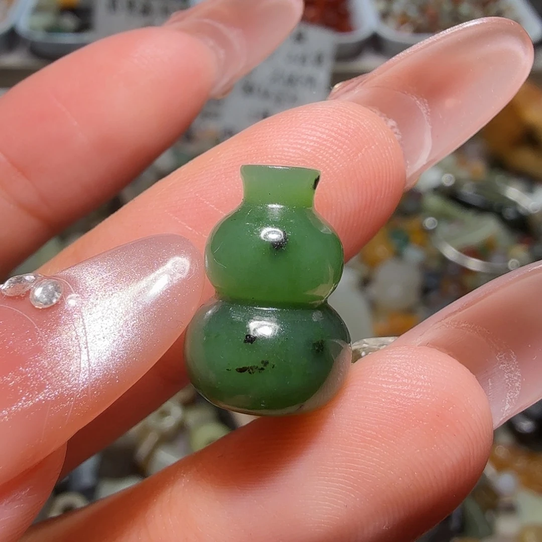 和田玉未镶嵌珠宝奇石