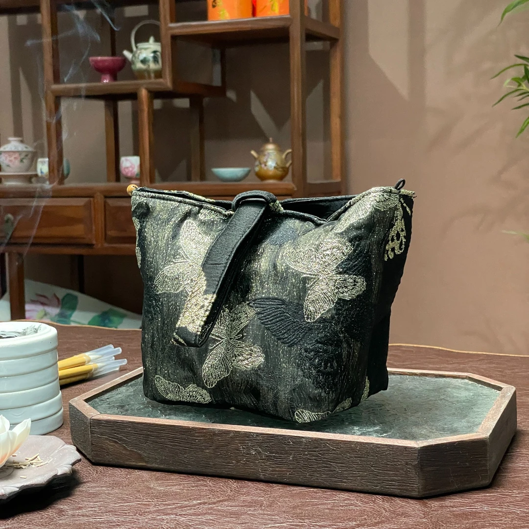 遇春秋 黑金蝶手腕茶包 A023