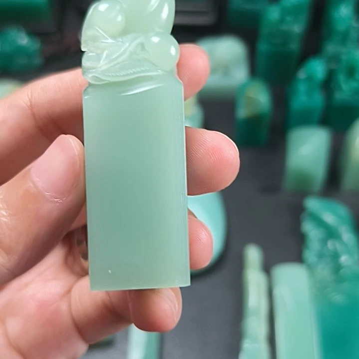 寿山石印石梅子青印章1