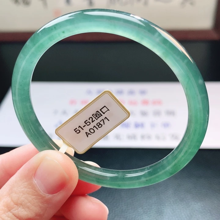 翡翠未镶嵌手镯翡翠手镯9