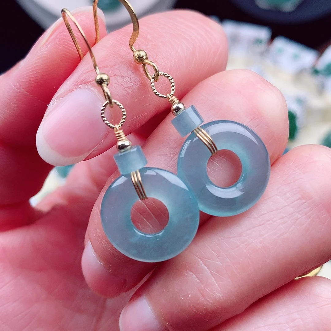 翡翠颈饰未镶嵌吊坠