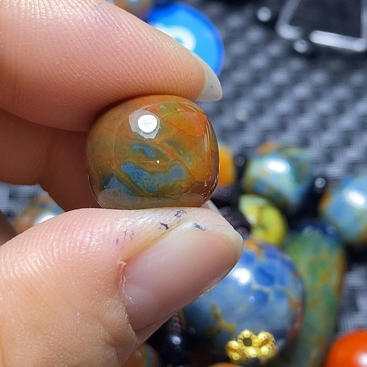 大***乐玛瑙/玉髓未镶嵌颈饰