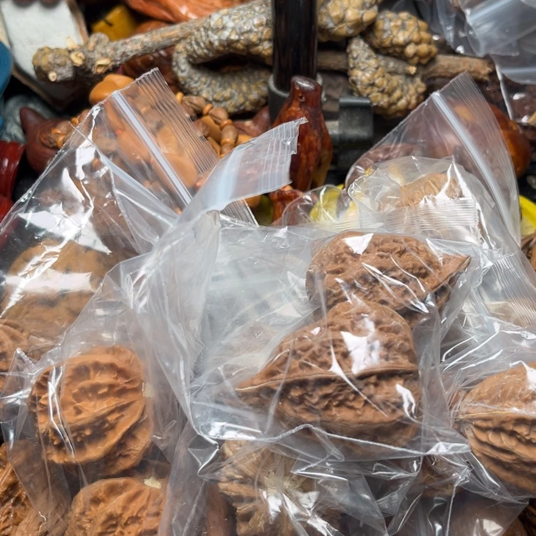 吊坠文玩核桃瑕疵51