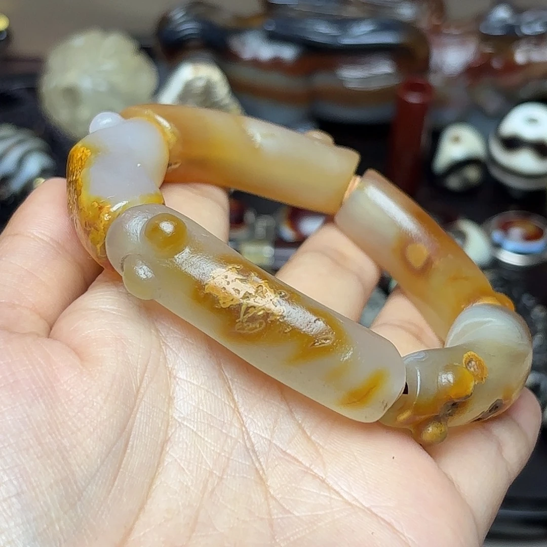 未镶嵌颈饰玛瑙/玉髓