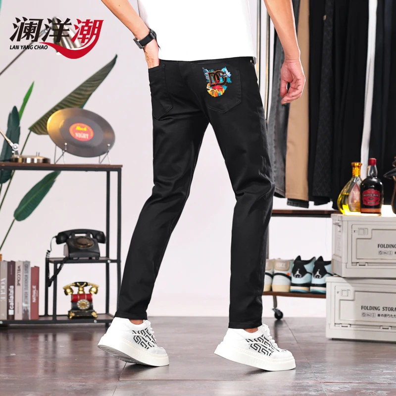 2025夏季新款男士薄款牛仔裤潮流印花弹力百搭修身小脚长裤男款